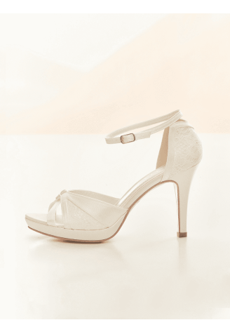 Avalia Alba Wedding Shoes ()