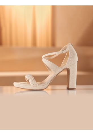 Avalia Goja Wedding Shoes ()