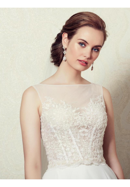 LILLY 01-3807-CR Lace Halter top ()