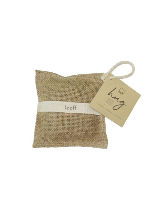 Leeff Jute Wash Pad & Bamboo Charcoal Soap Bar