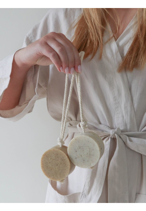 Leeff Orange Spice Soap Bar with Rope - Big Hug ()