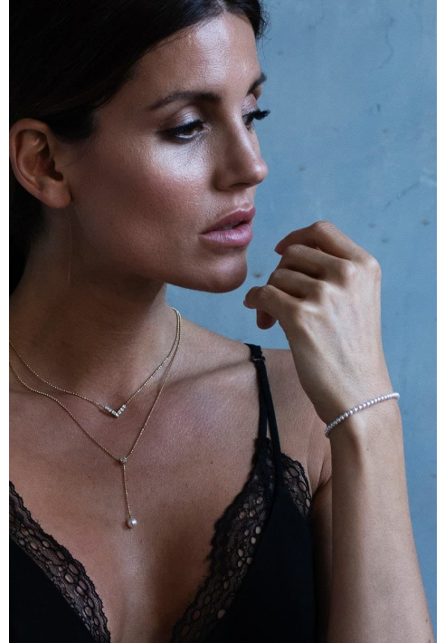 Abrazi Lovey Pearl Necklace