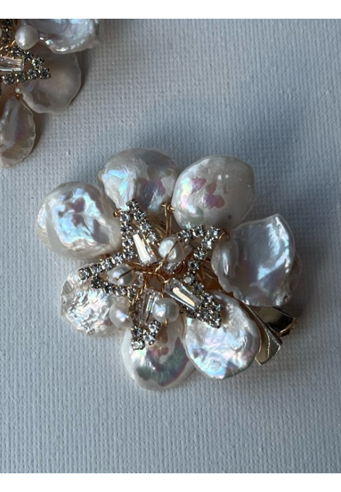 Sally Jane Bridal Lilly Gold Hairclip Gold