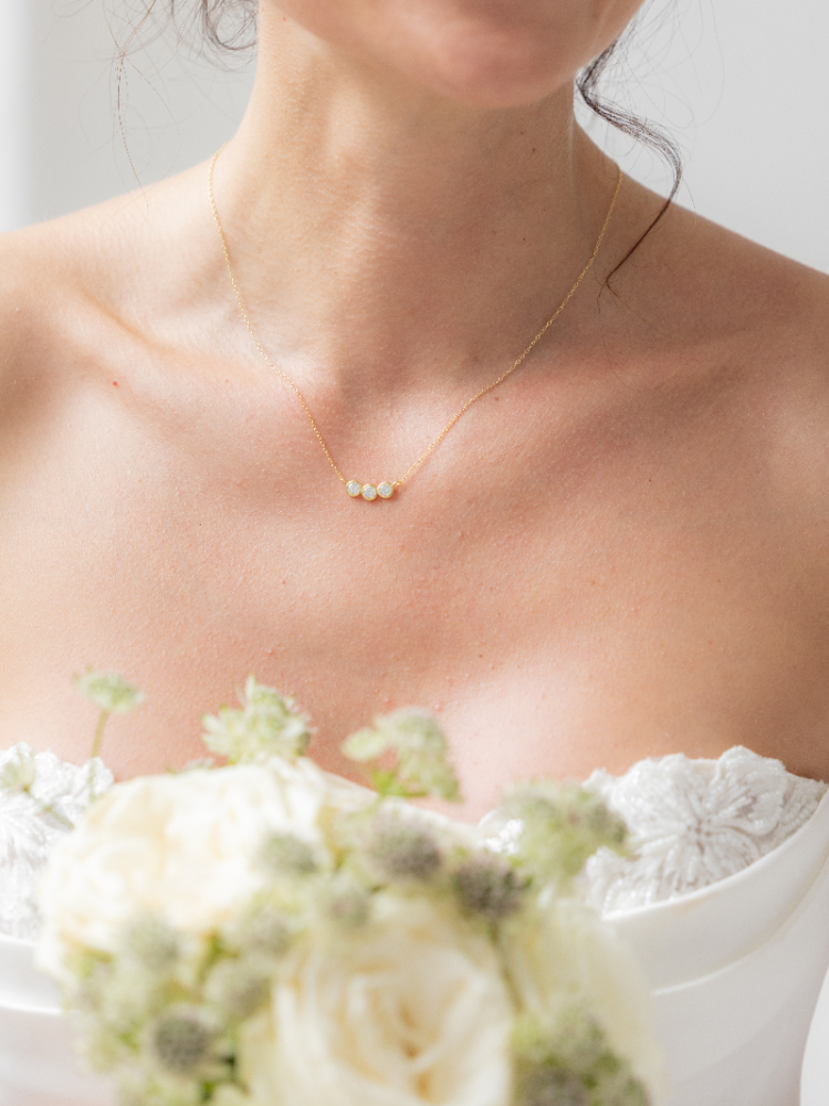 Abrazi Amalia Necklace main product photo