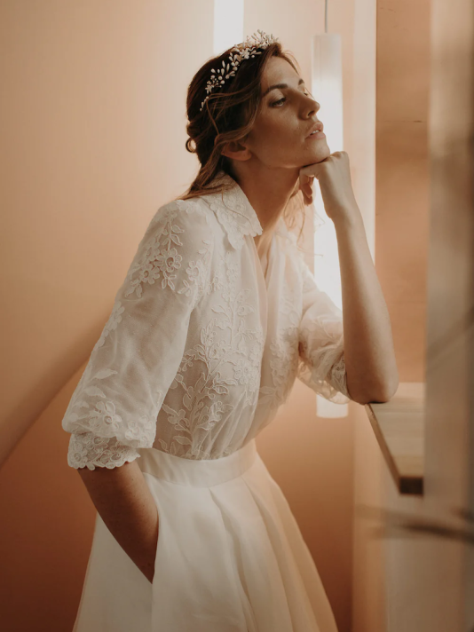 Lizeron Isabelle Tiara White main product photo