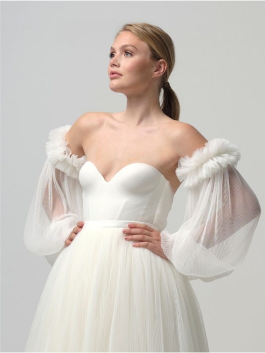 Poirier SL-001 Plissé Sleeves main product photo